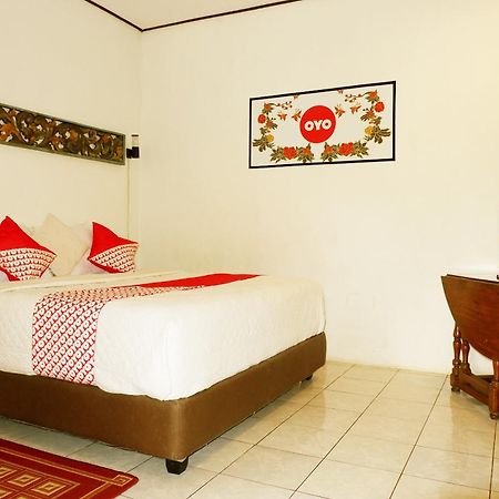 Cemara'S Homestay 巴图 外观 照片